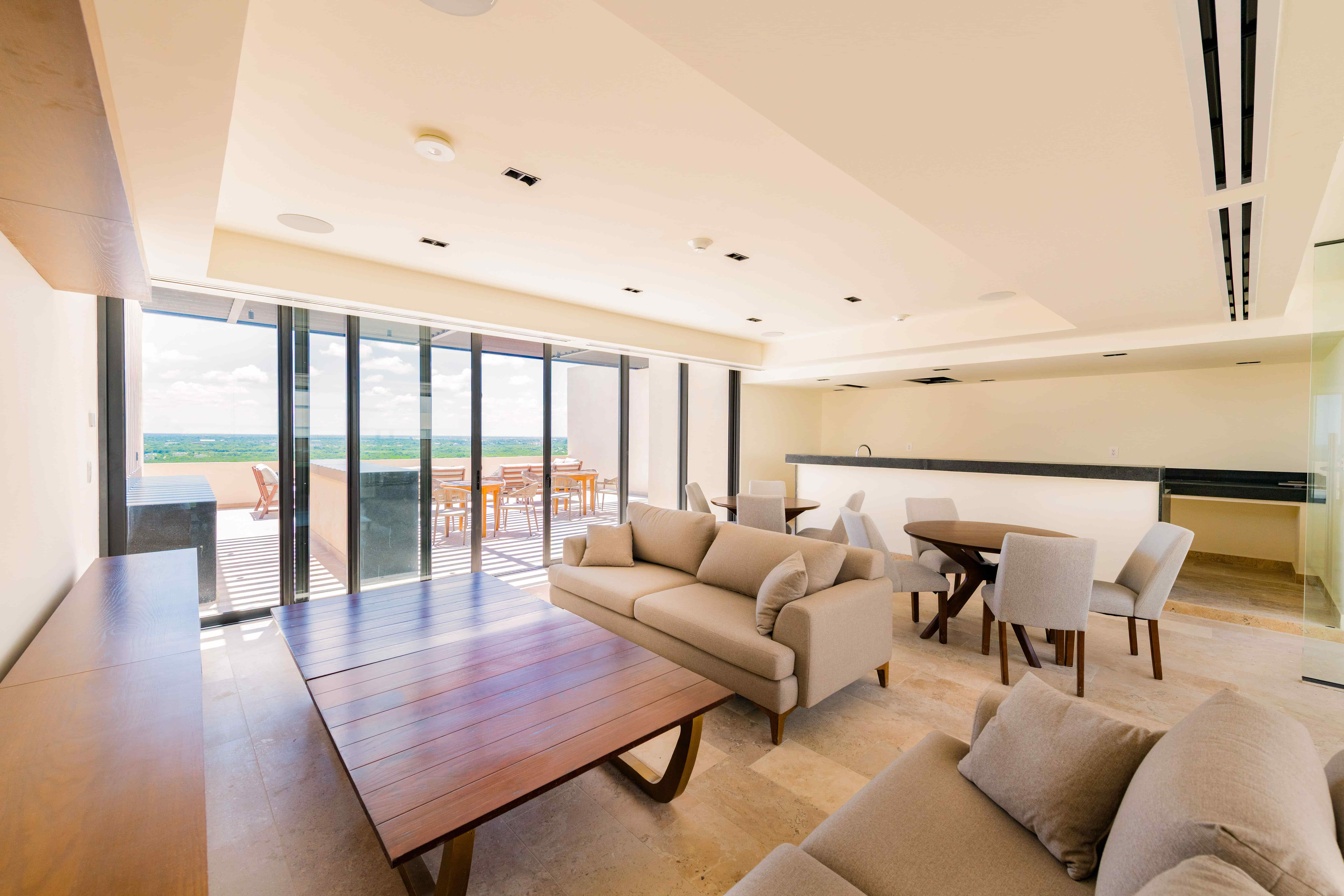 Zaguán Bar de las Alturas